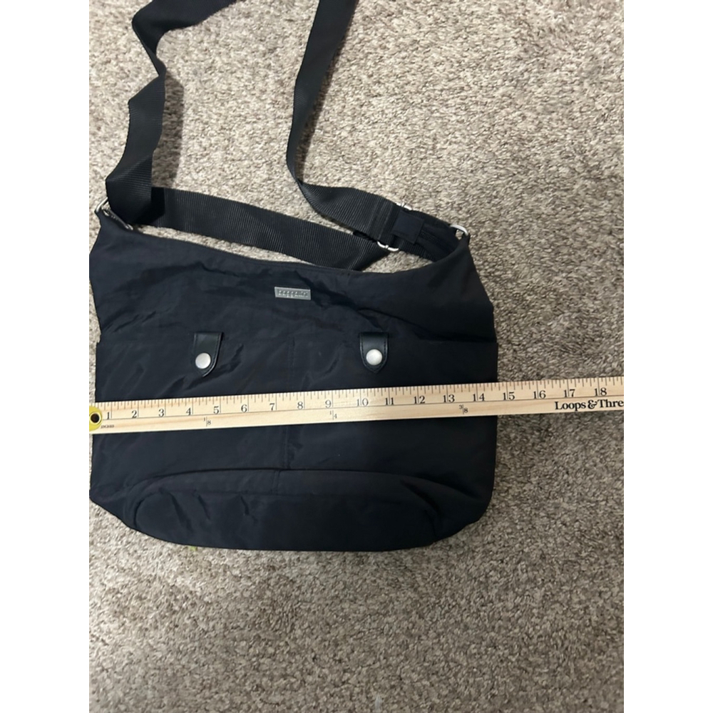 Women's Baggallini Black Crossbody Bag - Picture 2 of 3